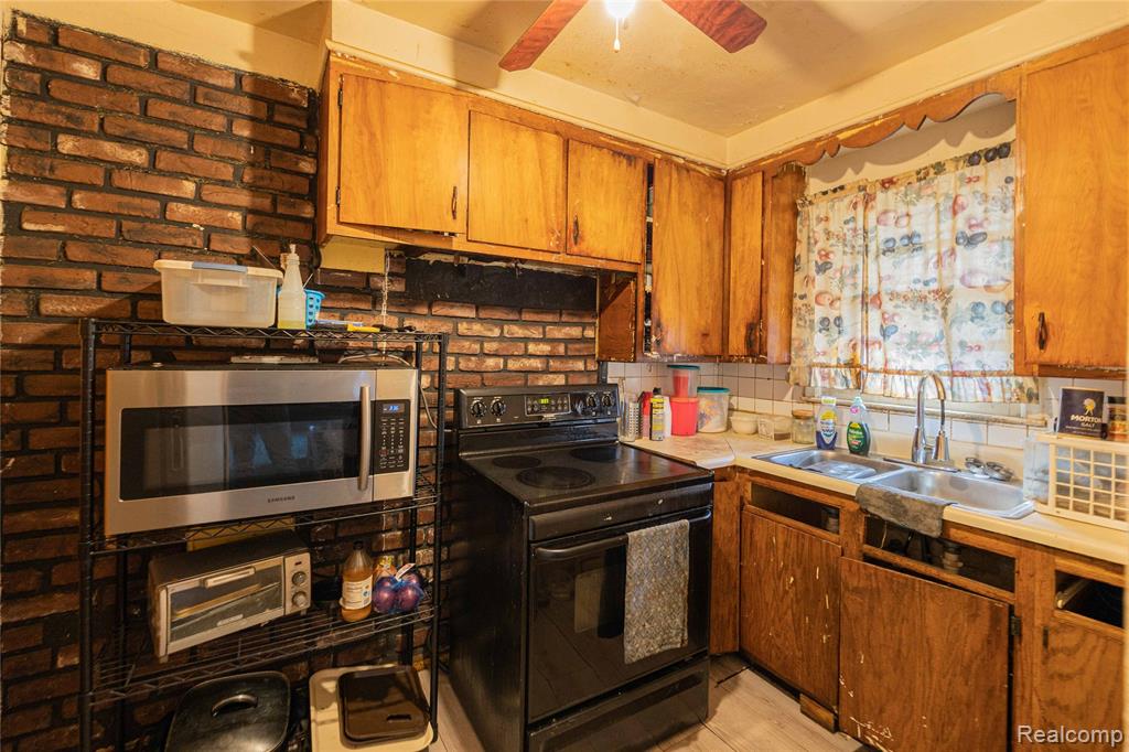 9966 Ward Street, Detroit, MI 48227 — Photo 5
