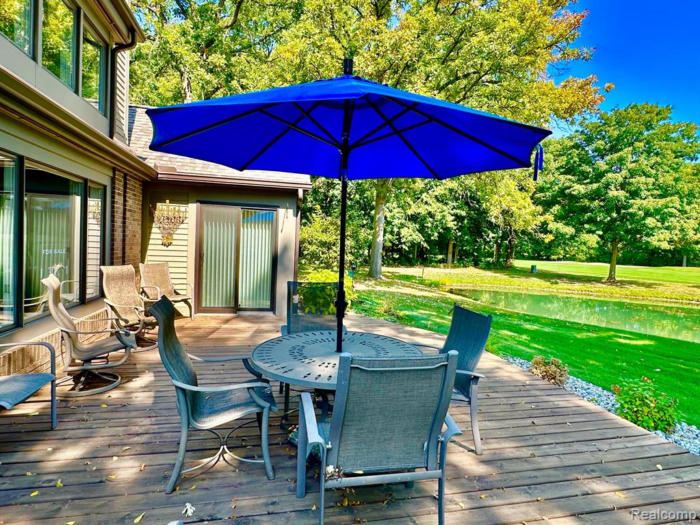 4674 Cottonwood Drive, Ann Arbor, MI 48108 — Photo 34