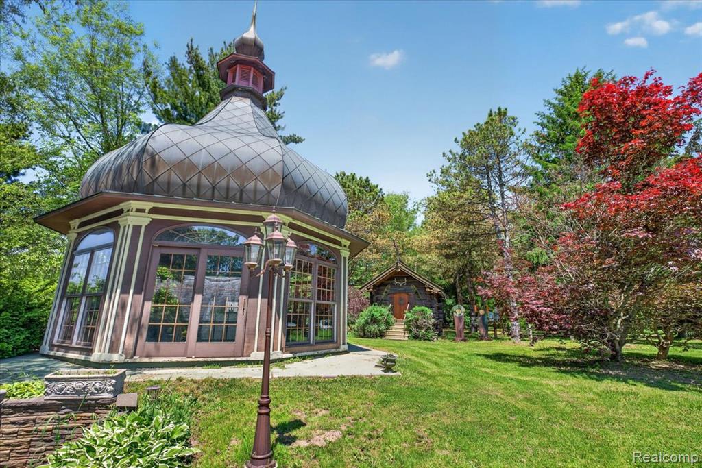 4721 Hasslick Road, North Branch, MI 48461 — Photo 8