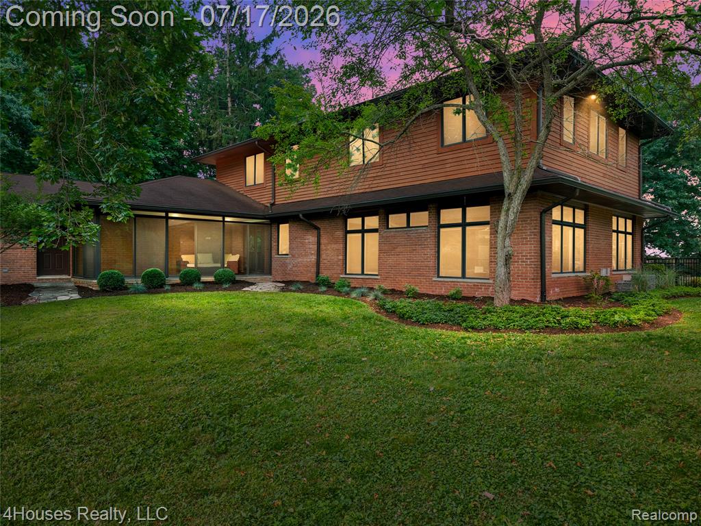5717 Sussex Drive, Troy, MI 48098 — Photo 2