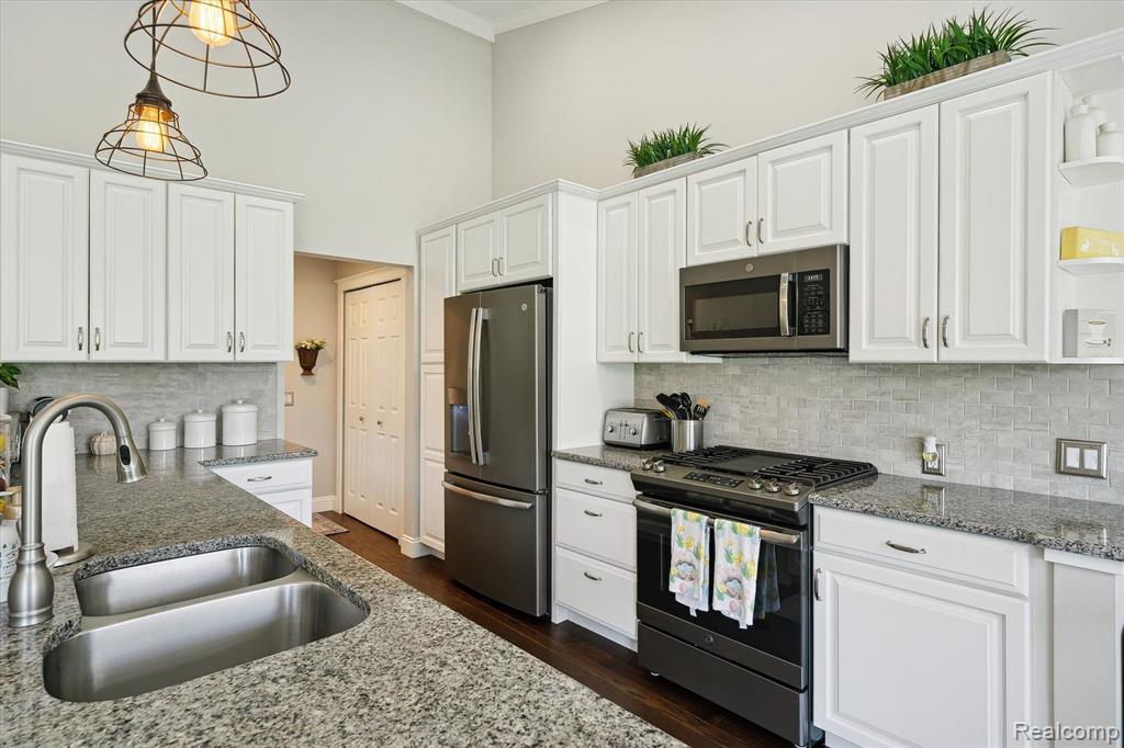 22270 QUAIL RUN Circle, 2, South Lyon, MI 48178 — Photo 13