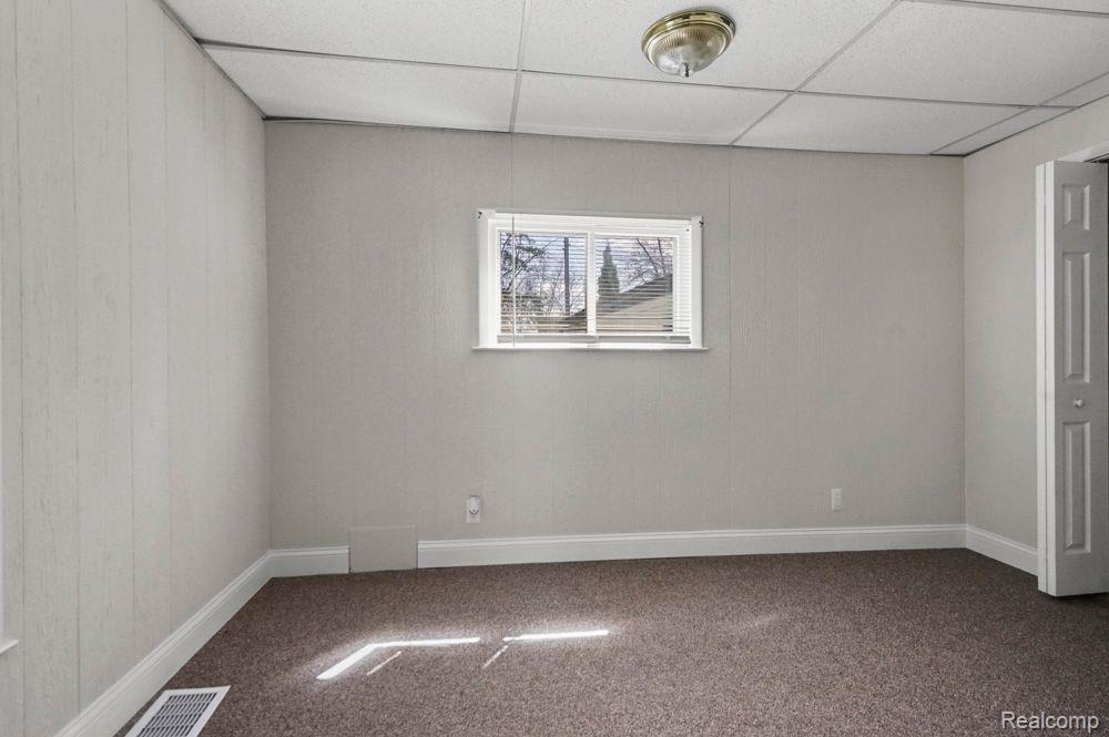 32 EAST ST, Oxford, MI 48371 — Photo 14