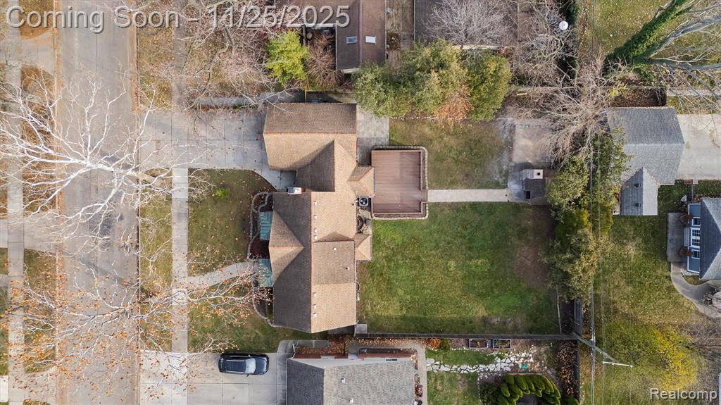13111 Nadine Avenue, Huntington Woods, MI — Photo 36