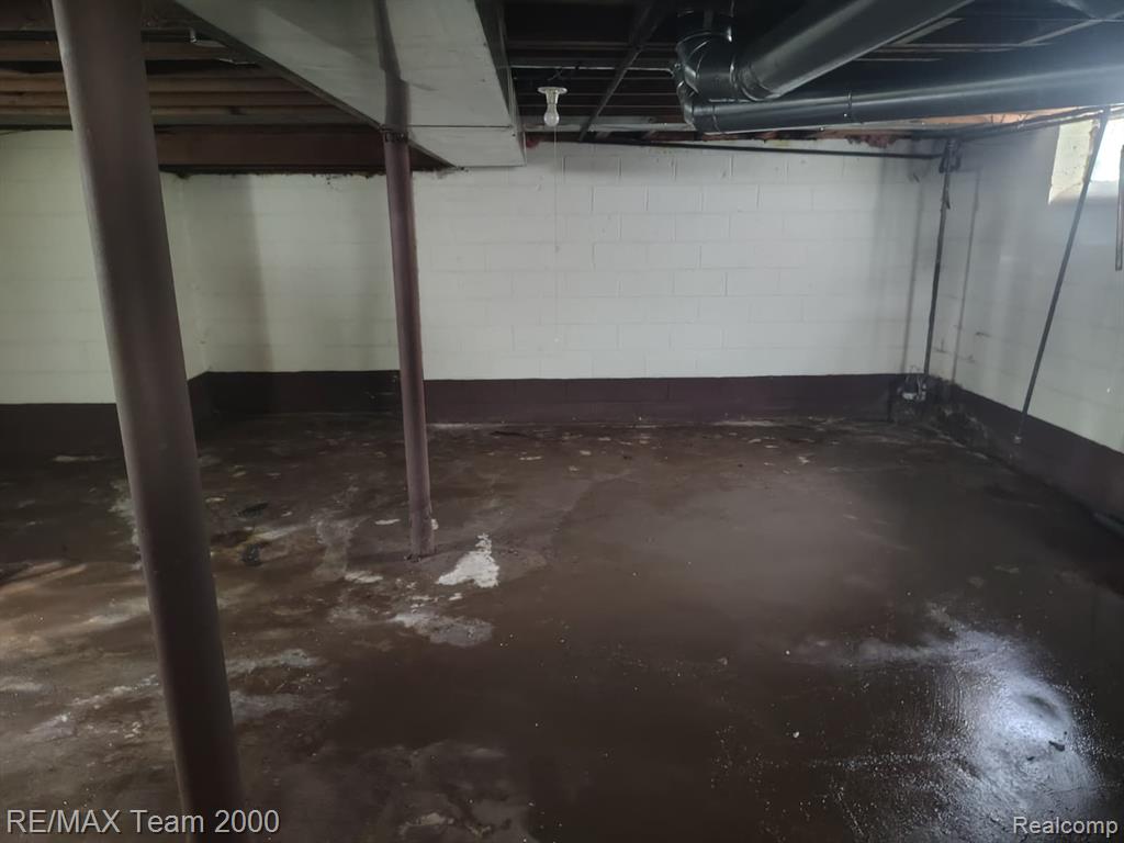 18330 Warwick Street, Detroit, MI 48219 — Photo 28
