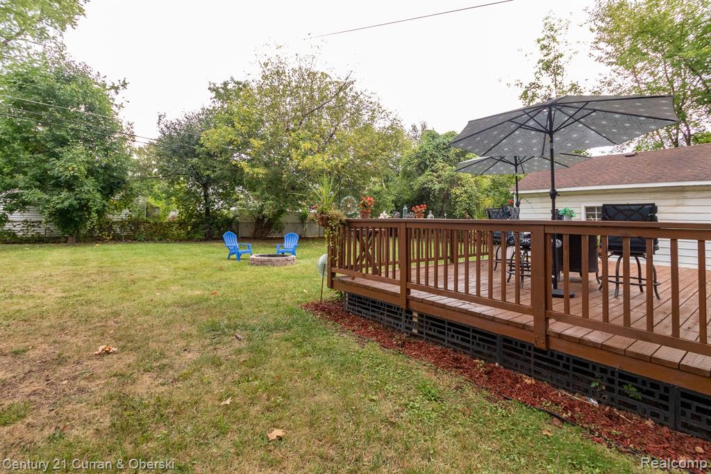 4417 BEDFORD Street, Dearborn Heights, MI 48125 — Photo 25