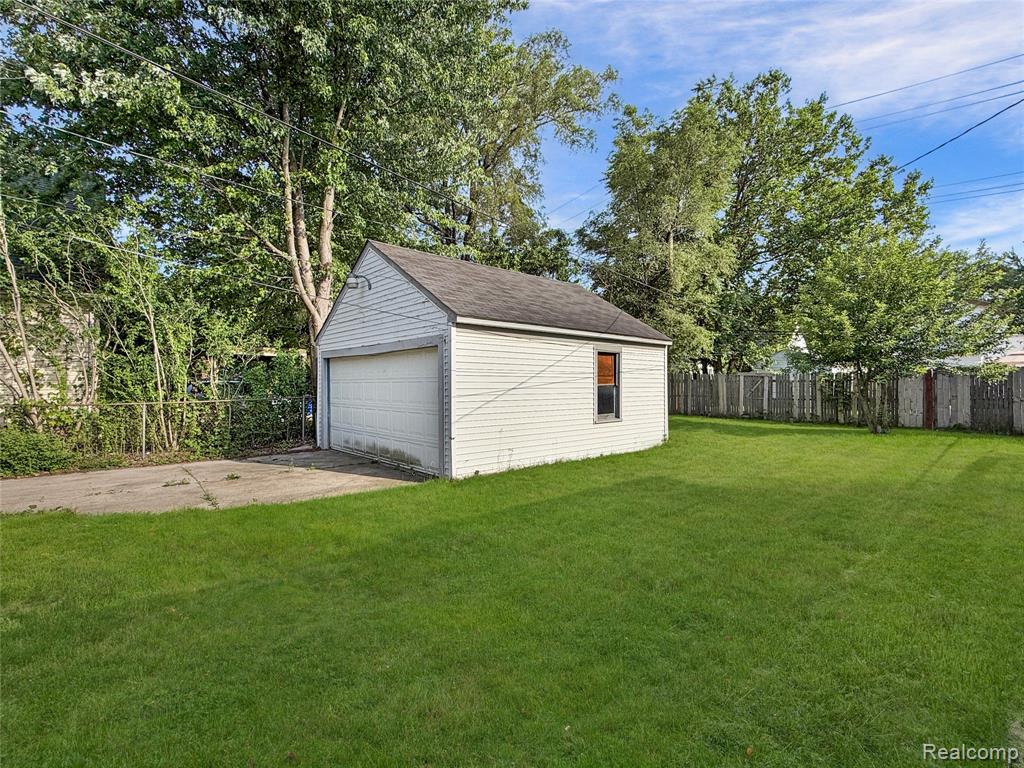 4993 Gateshead Street, Grosse Pointe, MI 48236 — Photo 27