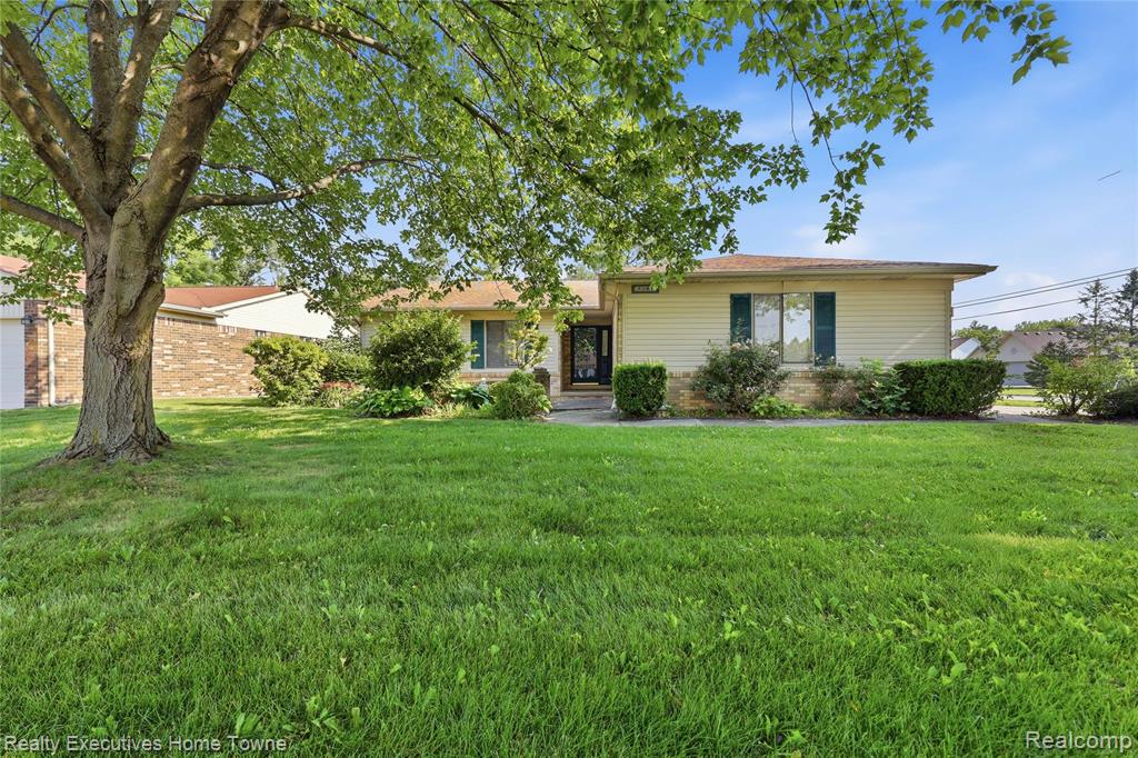 5281 Shruboak Drive, Sterling Heights, MI 48310 — Photo 38