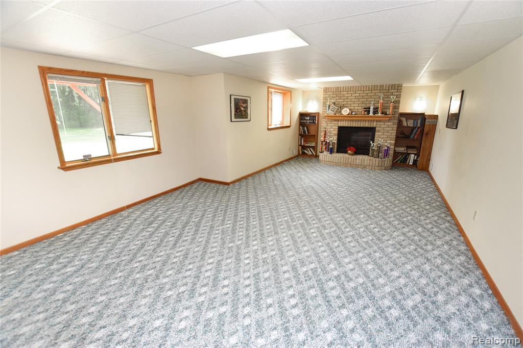 6476 Stonebrook Lane, Flushing, MI 48433 — Photo 12