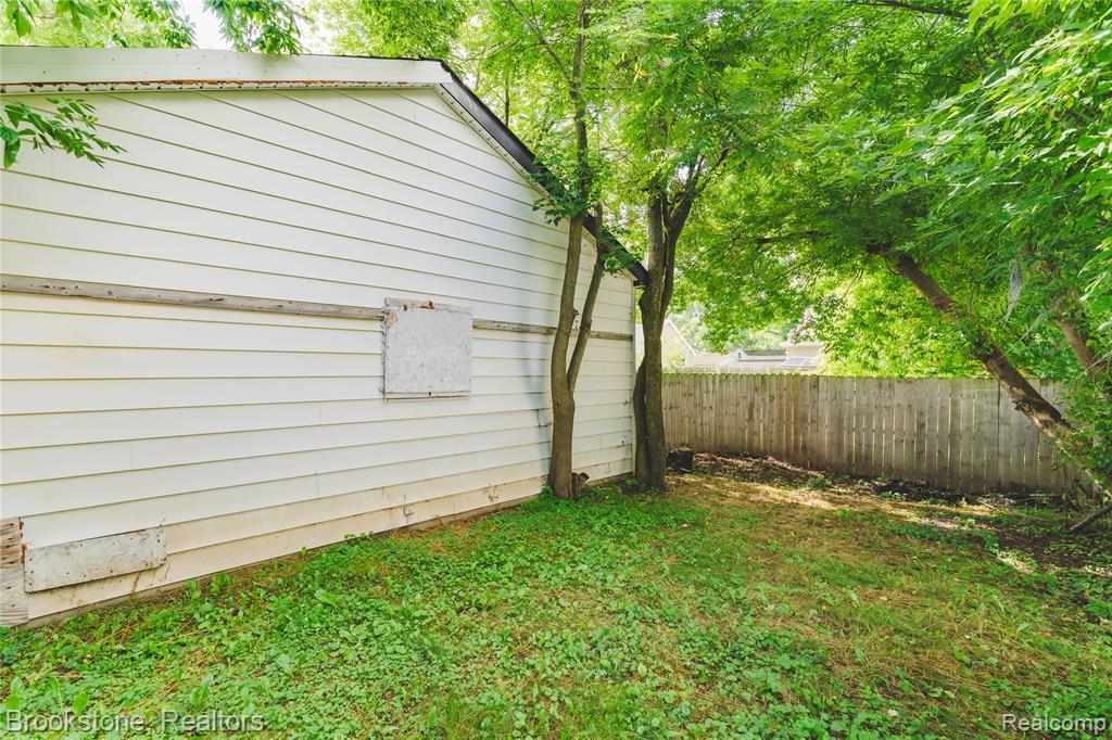 841 Orlando Avenue, Pontiac, MI 48340 — Photo 17