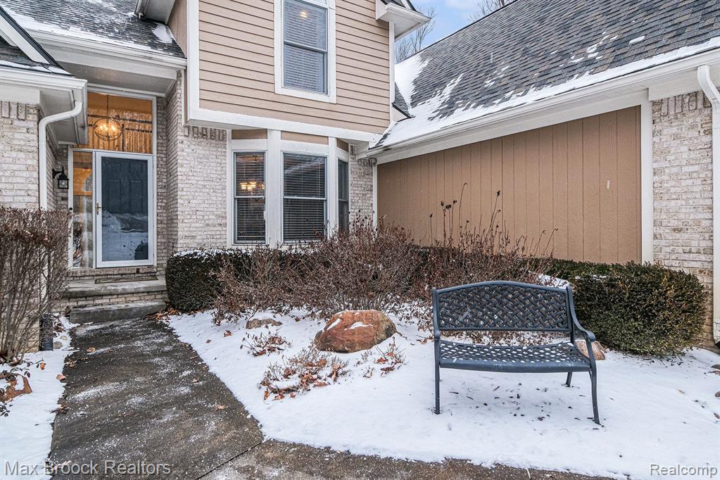 9858 Forest Ridge Drive, Clarkston, MI 48348 — Photo 52