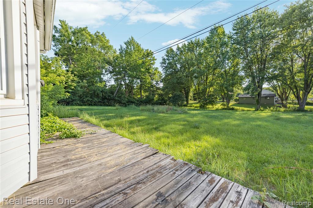 9585 N Eston Road, Clarkston, MI 48348 — Photo 40