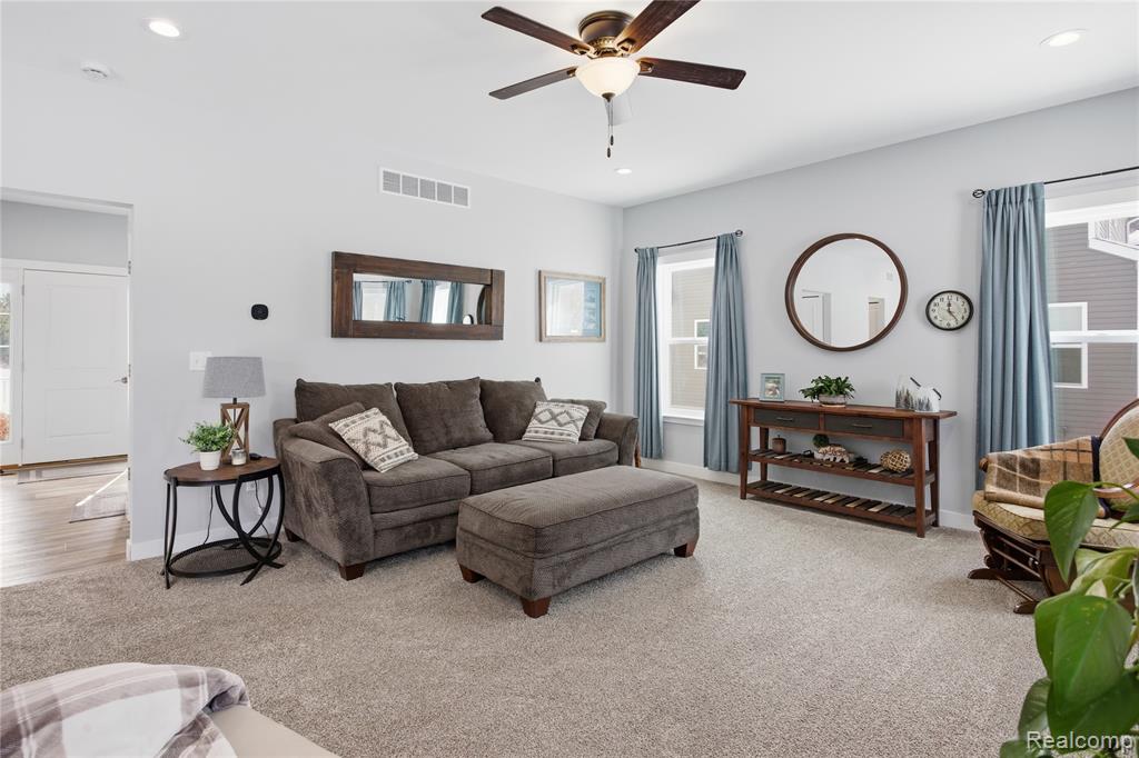 6275 Summerbrooke Circle, Fowlerville, MI 48836 — Photo 5