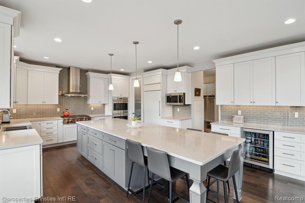 47660 WALES, Northville, MI 48167 — Photo 19