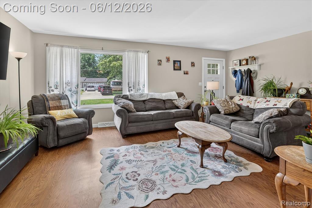 1027 Valley Drive, Caro, MI 48723 — Photo 4