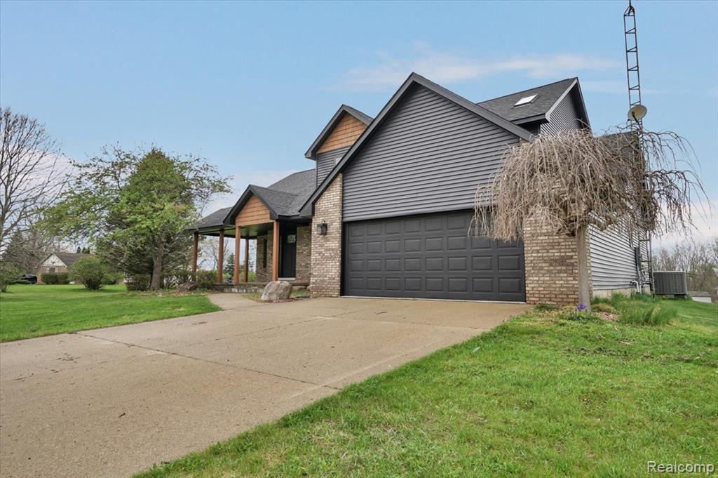 7341 Wood Pointe Drive, Almont, MI 48003 — Photo 3