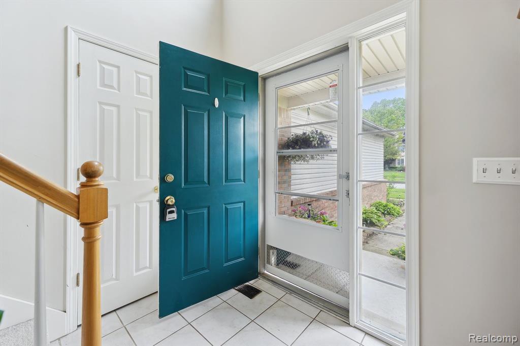 7366 MEADOW Lane, Ypsilanti, MI 48197 — Photo 3