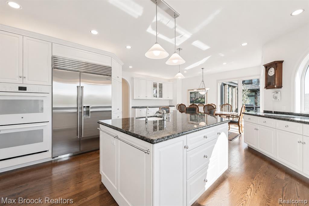 1832 Long Lake Shore Drive, Bloomfield Hills, MI 48302 — Photo 22