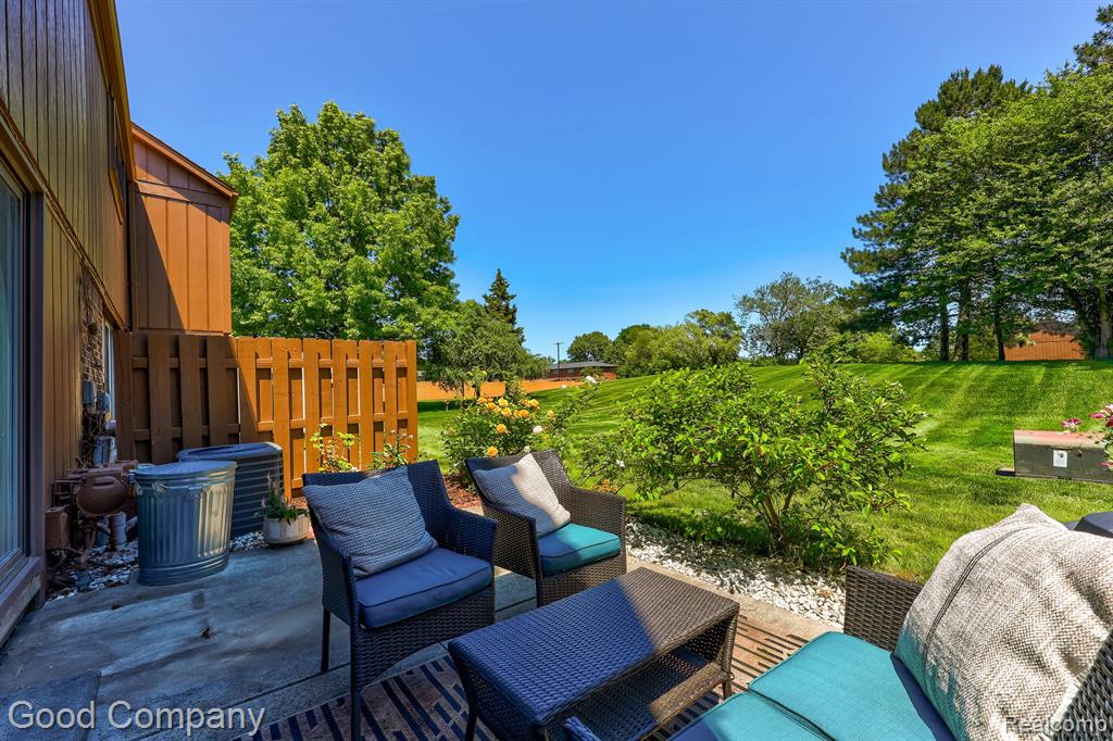 28660 LOWELL N, Southfield, MI 48076 — Photo 34
