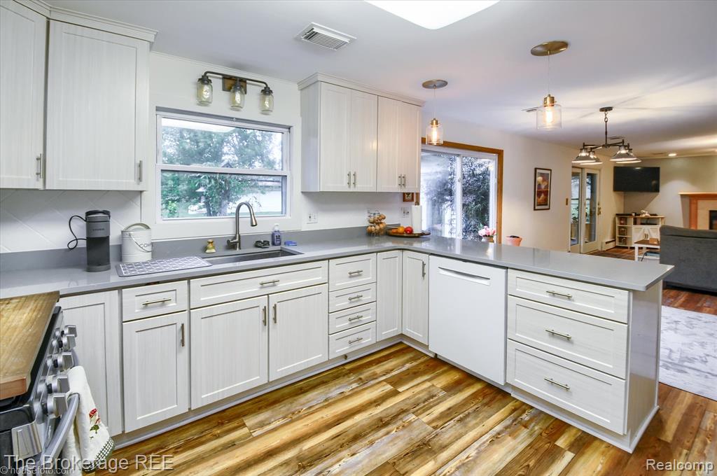11305 Cook Road, Gaines Vlg, MI 48436 — Photo 14