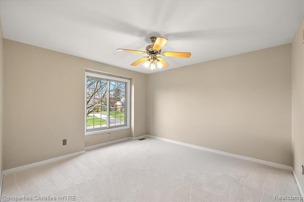 47269 S Chigwidden Drive, Northville, MI 48167 — Photo 36