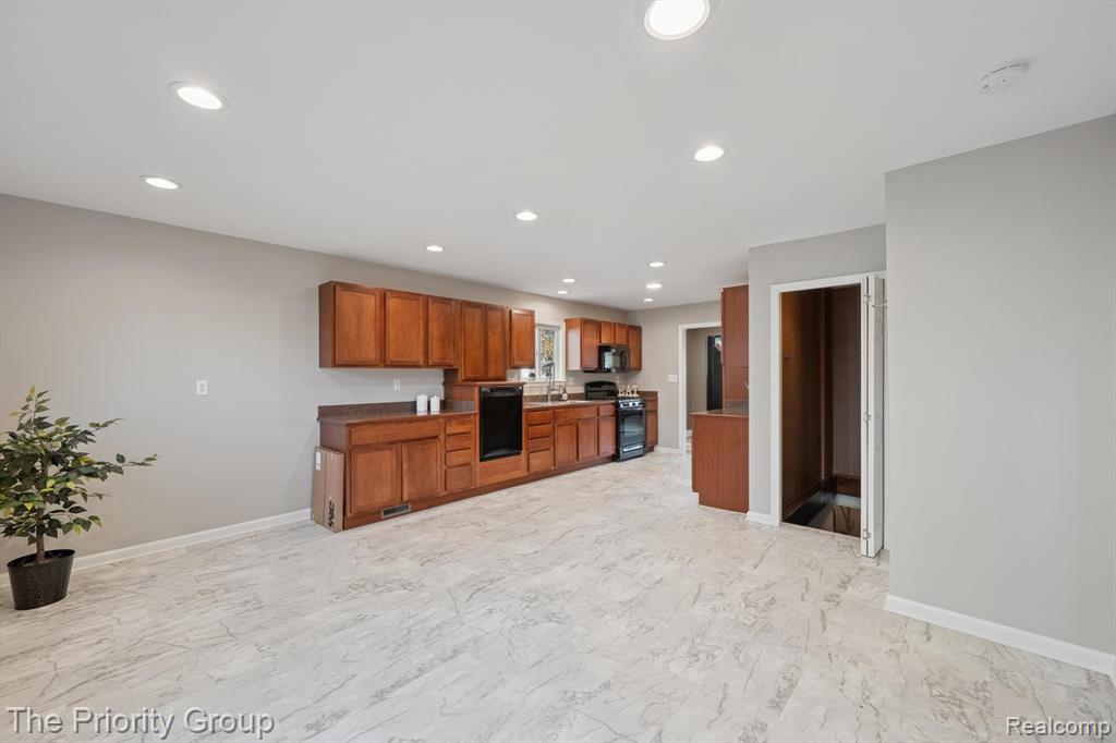 5235 Drayton Road, Clarkston, MI — Photo 19