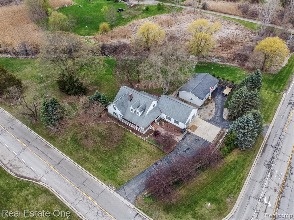 11030 Marshall Road, South Lyon, MI 48178 — Photo 8