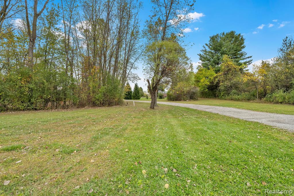 7221 Bristol Road, Swartz Creek, MI 48473 — Photo 78