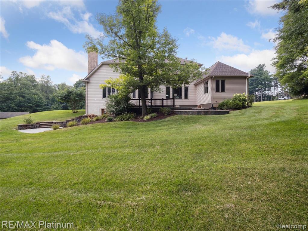 9071 Thornapple Drive, Pinckney, MI 48169 — Photo 64