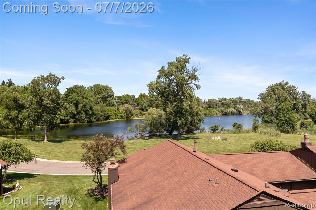 3961 Chablis Street, West Bloomfield, MI 48323 — Photo 27