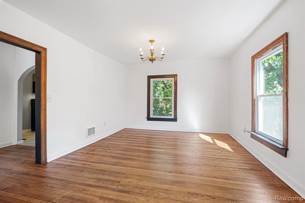 231 Chandler Street, Detroit, MI 48202 — Photo 11