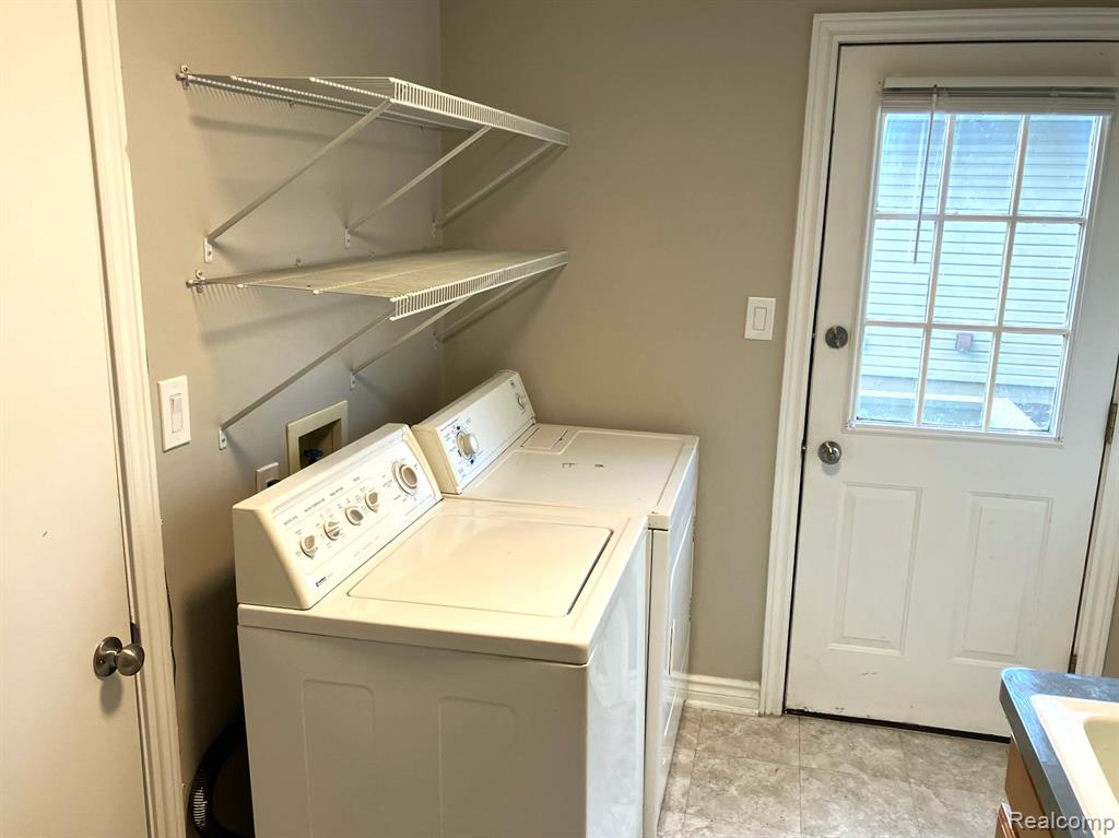 925 WOODWARD Heights, Ferndale, MI 48220 — Photo 12
