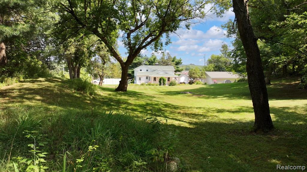 371 N Ortonville Road, Ortonville, MI 48462 — Photo 65