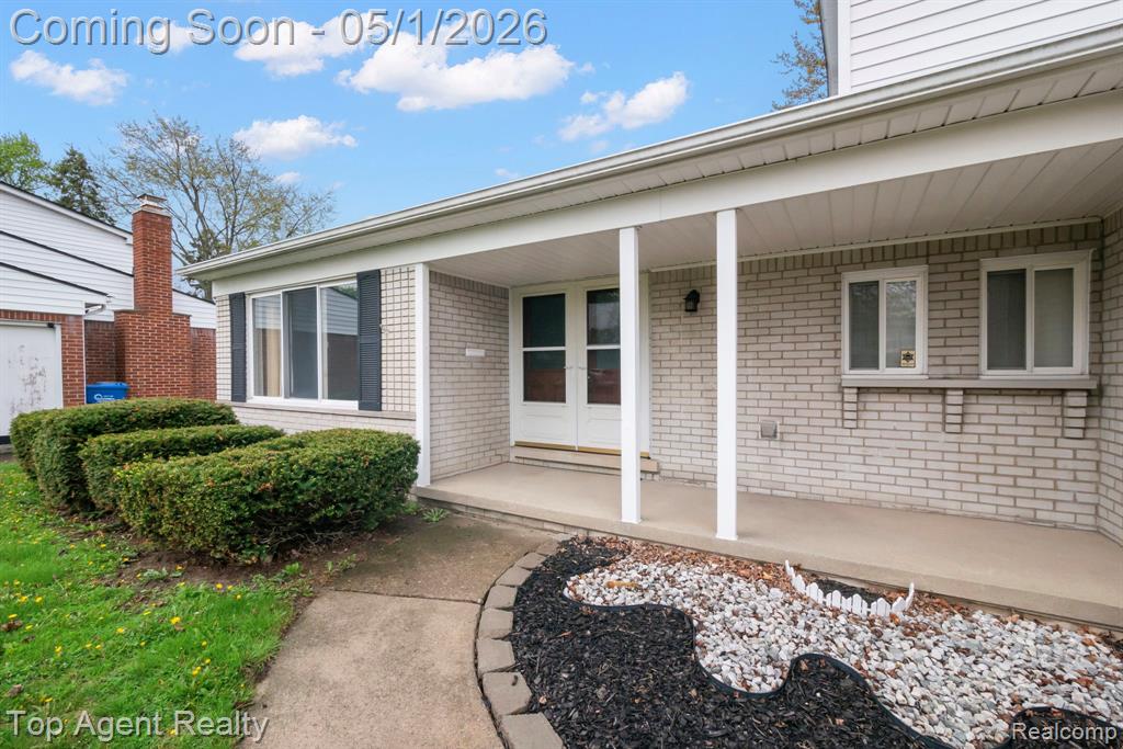 30151 Barbary Court, Warren, MI 48093 — Photo 4