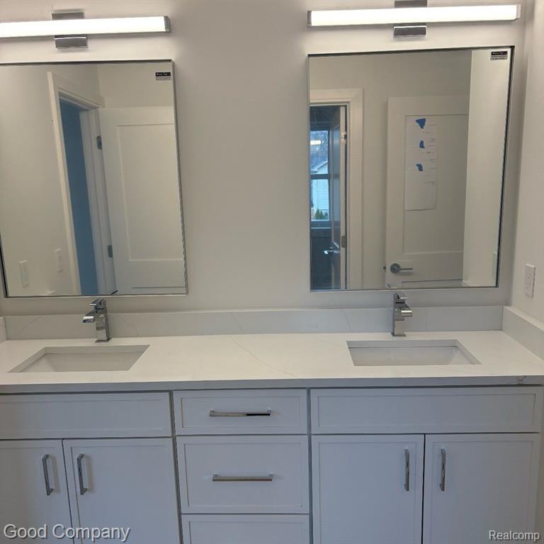 811 Magnolia Avenue, Royal Oak, MI 48073 — Photo 16
