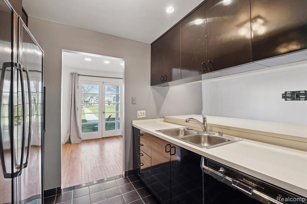 4113 TELEGRAPH Road, D-126, Bloomfield Hills, MI 48302 — Photo 6