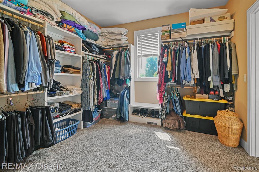 5314 WALNUT CREEK Lane, Ann Arbor, MI 48105 — Photo 31