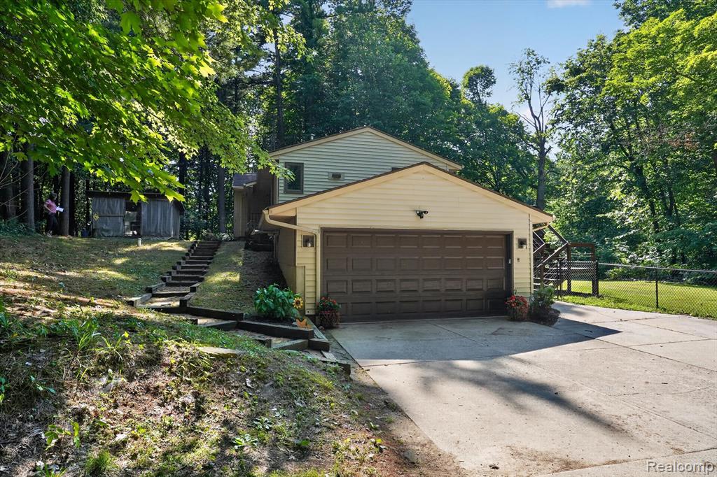 5361 Clark Road, Bath, MI 48808 — Photo 3