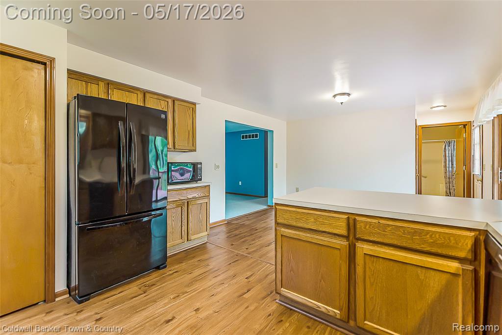 2154 Kingston Drive, Pinckney, MI 48169 — Photo 12
