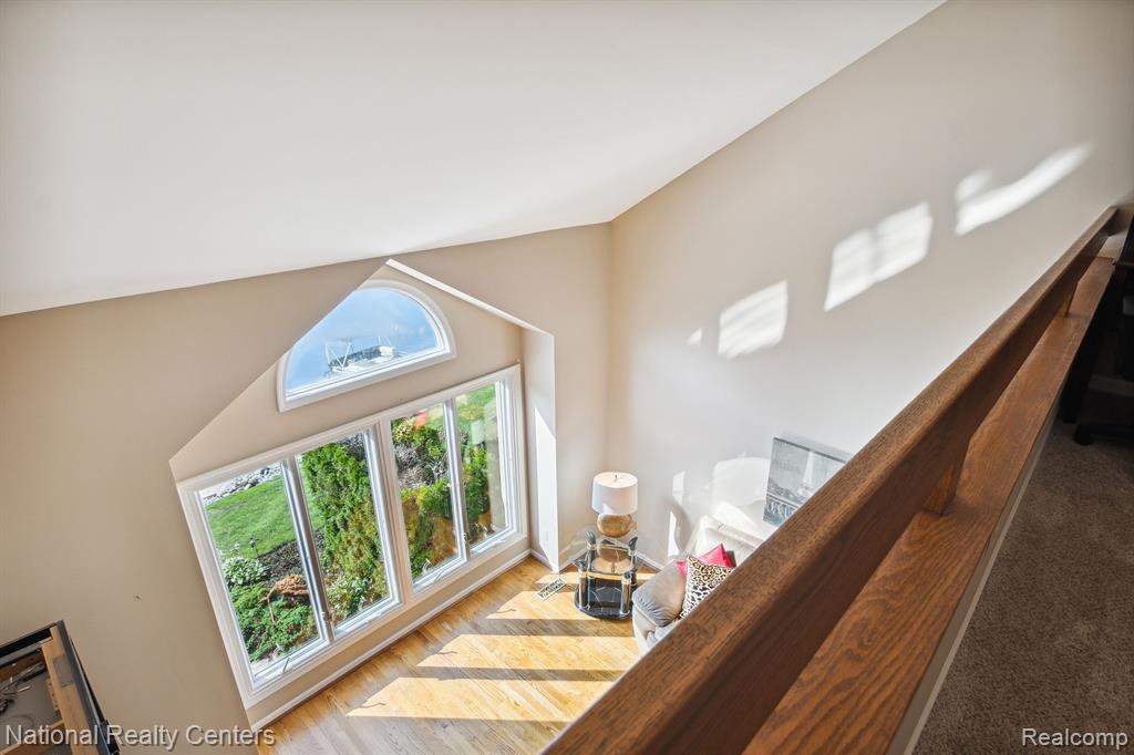 47704 BLUE HERON Drive S, Northville, MI 48168 — Photo 31