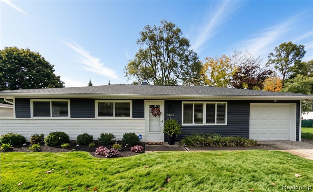 6653 Manson Drive, Waterford, MI 48329