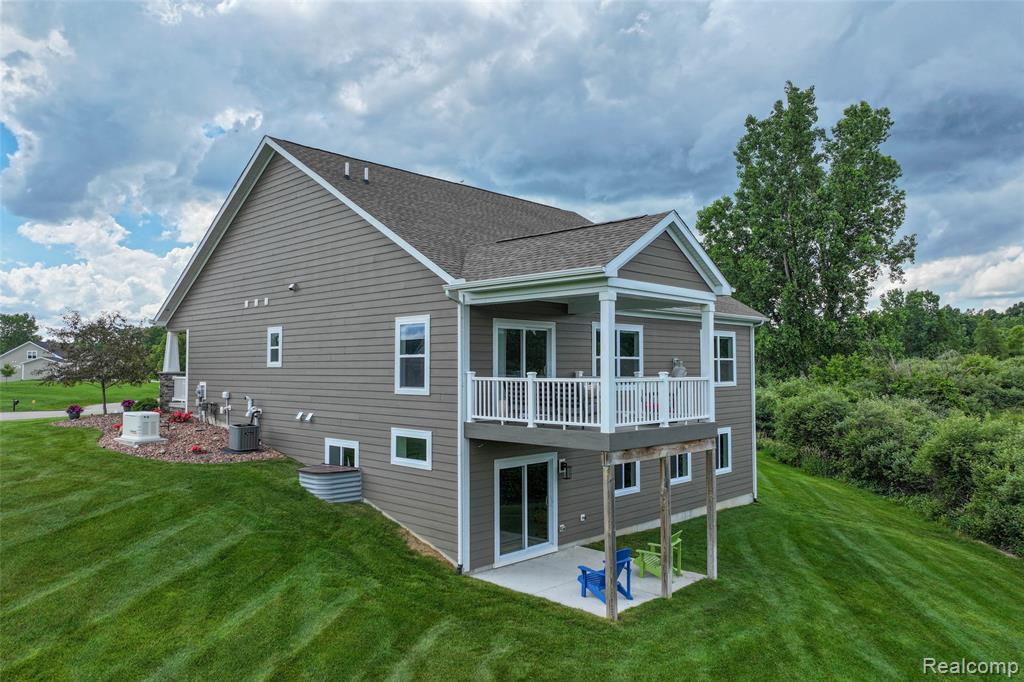 4800 Chestnut Springs Drive, Howell, MI 48843 — Photo 38