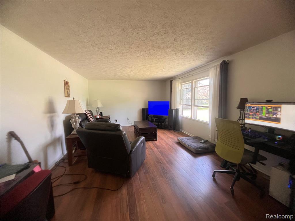 6126 Green Court, Chelsea, MI 48118 — Photo 37