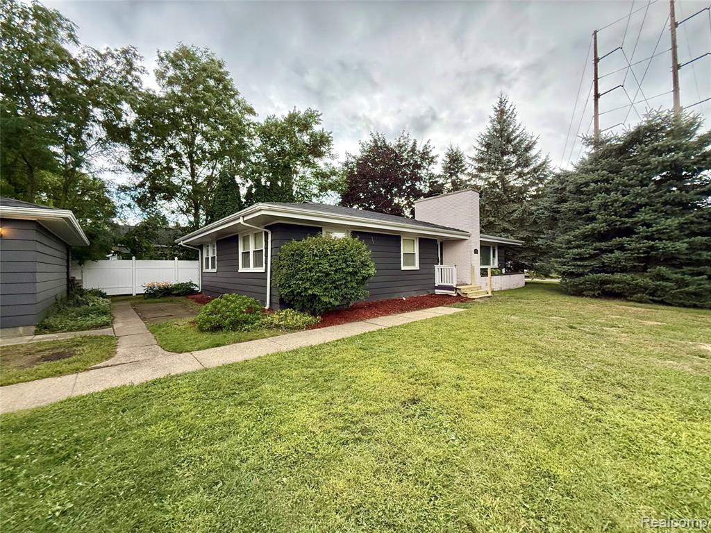 411 Jefferson Street, Fenton, MI 48430 — Photo 23
