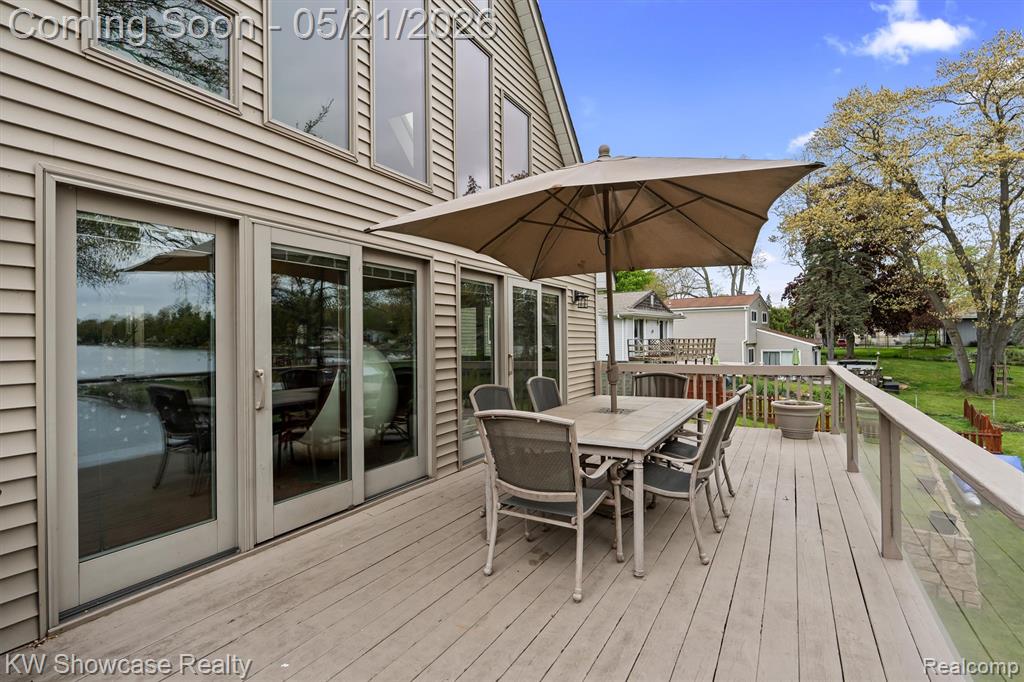 9650 Montgold Avenue, White Lake, MI — Photo 6