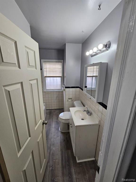 8442 Warwick Street, Detroit, MI 48228 — Photo 13