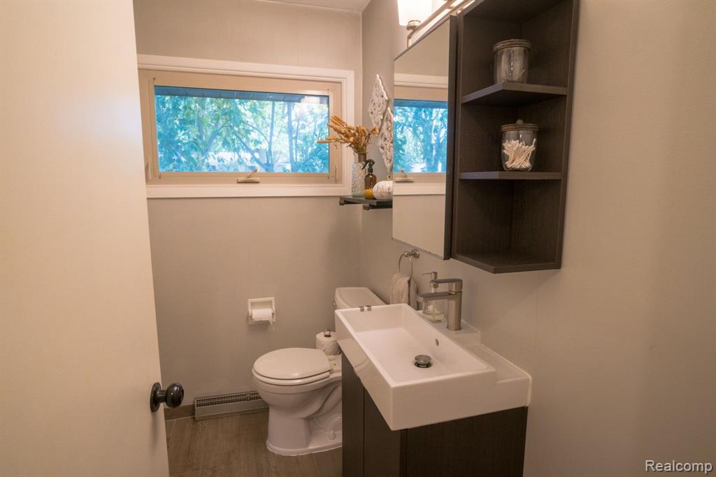 314 GRALAKE Avenue, Ann Arbor, MI 48103 — Photo 26