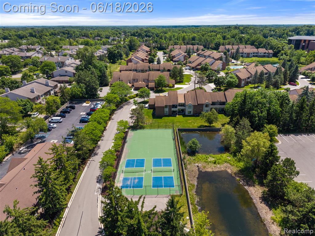 6680 Ridgefield Circle, 201, West Bloomfield, MI — Photo 44