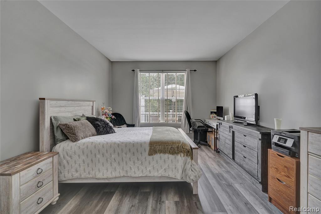 5820 Baypointe Boulevard, Clarkston, MI — Photo 15