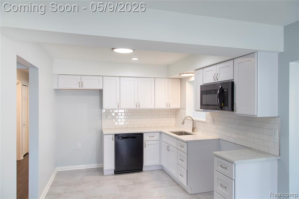33301 Janet, Fraser, MI 48026 — Photo 9