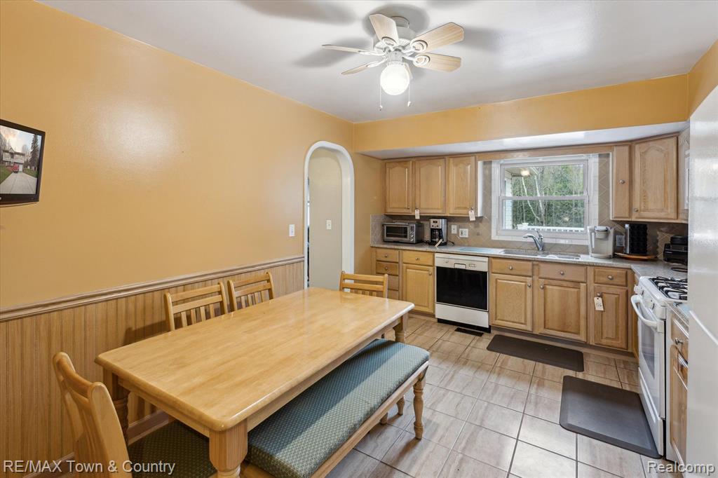 541 W STOCKWELL Road, Harrison, MI 48625 — Photo 18